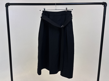 (NY) Kjol Leoni Chroma Pleated Skirt, svart, stl. L - By Nathalie Schuterman, Design Filippa Fuxe 