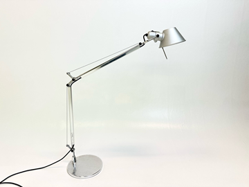 Skrivbordslampa Artemide, Tolomeo 