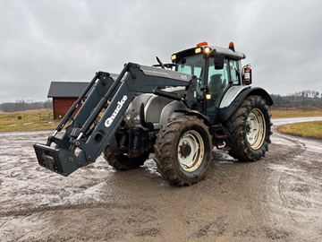 Valtra C120 med lastare, -2005