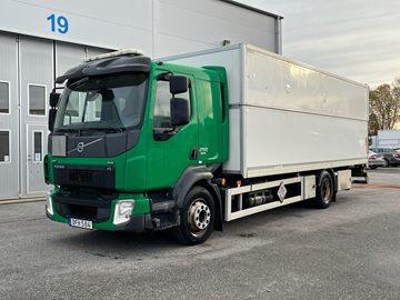 Lastbil Volvo FL 250 4x2 -2014| Höj/sänk skåp | Euro6 | PLS-Skåp