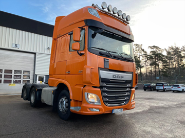 Dragbil DAF FTS XF460Z - 2015 | Nybesiktigad 