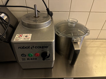 Snabbhack/grönsaksskärare, Robot Coupe R402