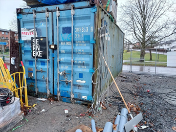 Container 20 fot, isolerad med el och värmefläkt inkl innehåll