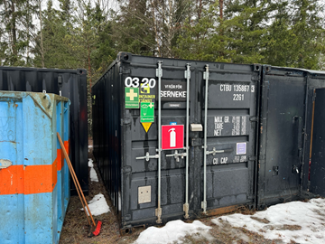 Container, 20 fot inklusive innehåll