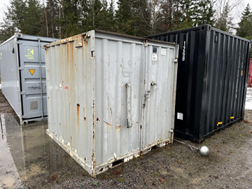 Redskapscontainer inklusive innehåll