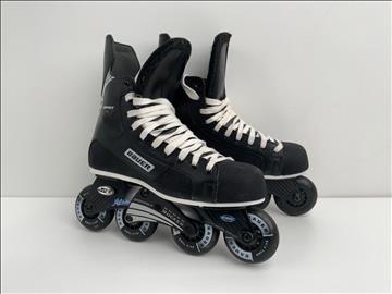 Rullskriskor. BAUER impact 75. Storlek 43