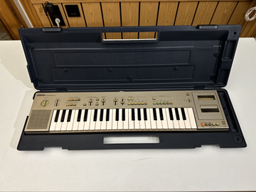 Keyboard - Yamaha PortaSound mp-1